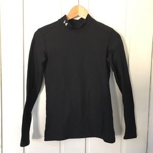 Under Armour Cold Gear long sleeved shirt
